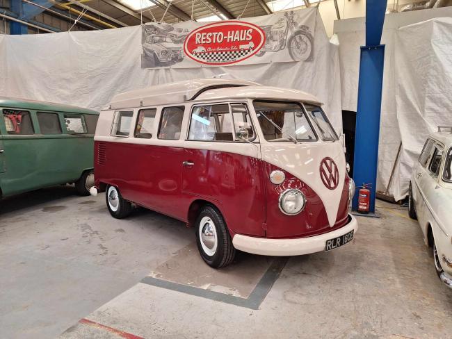 '67 Devon Caravette Front Facing